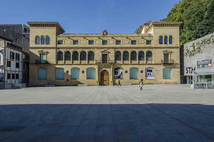 Guipúzcoa - San Sebastián 100 - museo de San Telmo.jpg